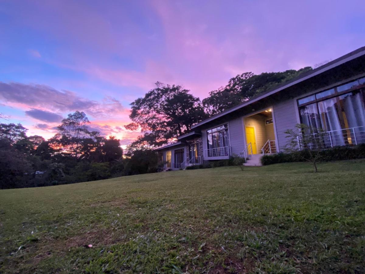 Yerbabuena Lodge Monteverde Exteriör bild