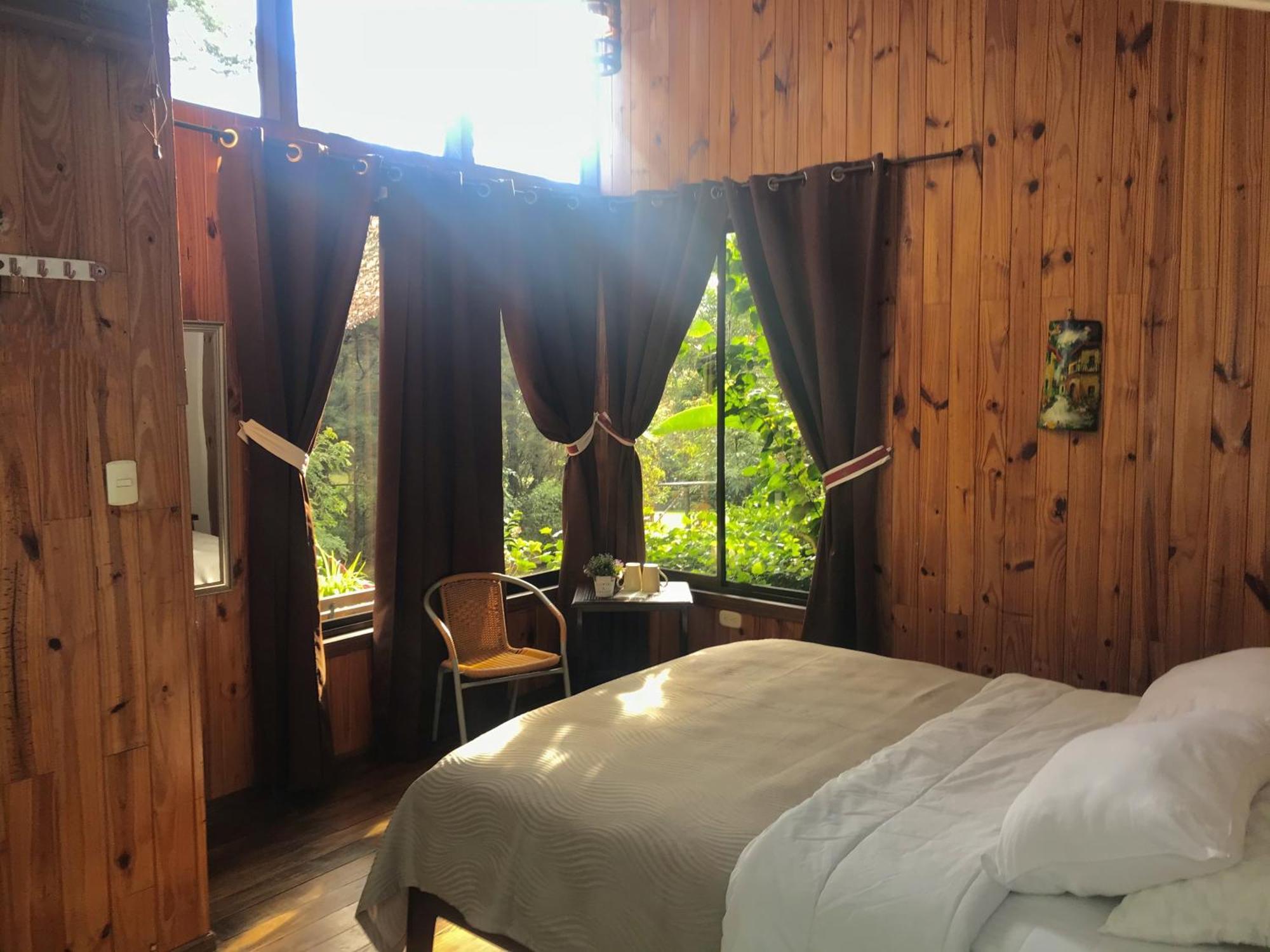 Yerbabuena Lodge Monteverde Exteriör bild
