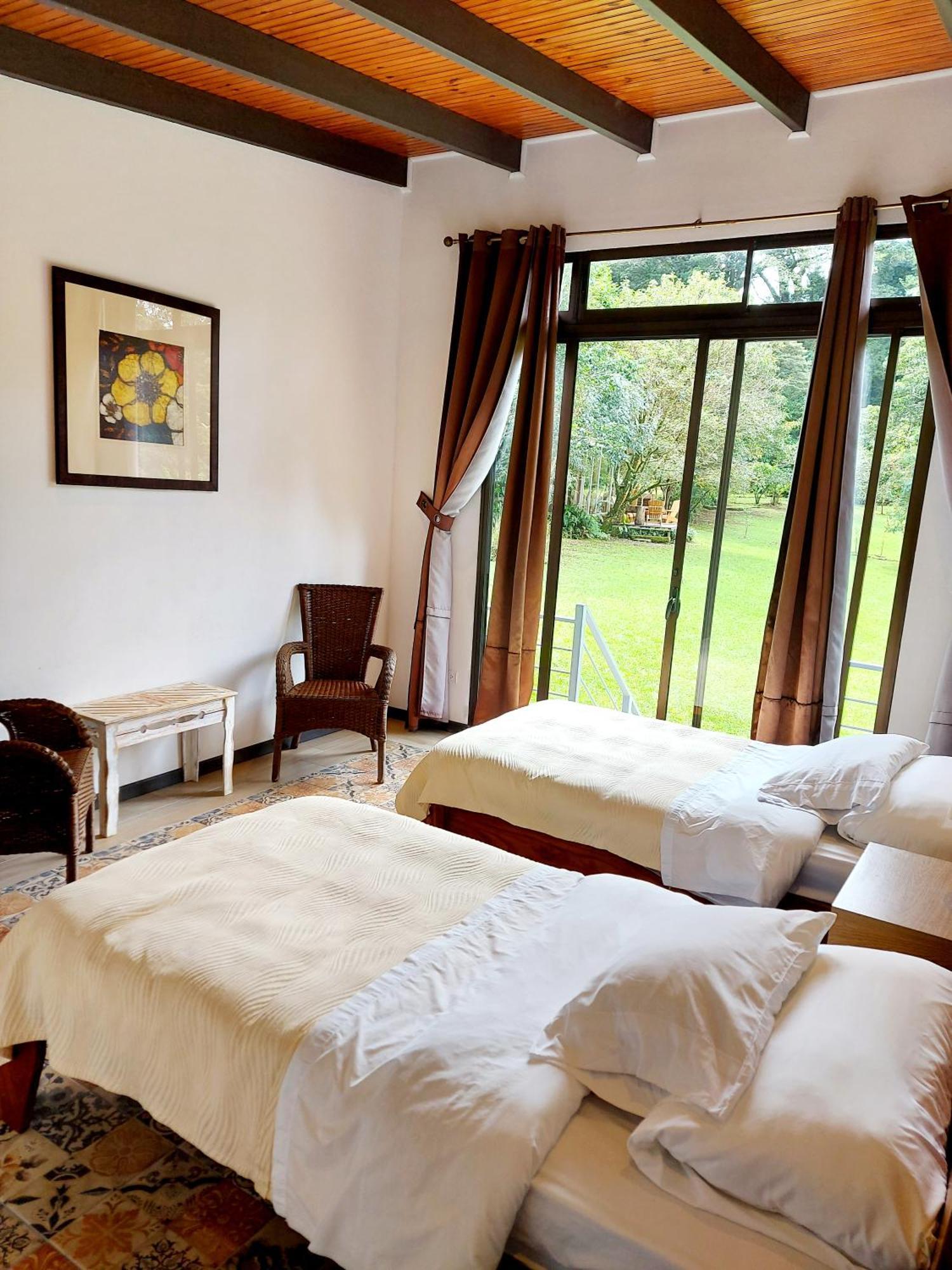 Yerbabuena Lodge Monteverde Exteriör bild